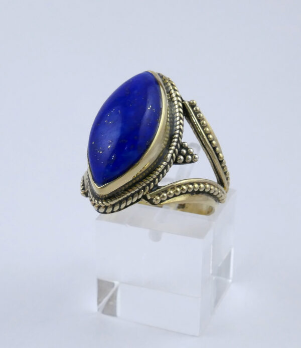 Import placeholder for 2696 - plaque-or-lapis-lazuli-126-euro-taille-56.jpg