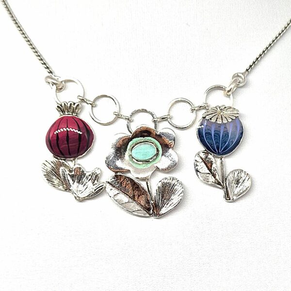collier opium 1