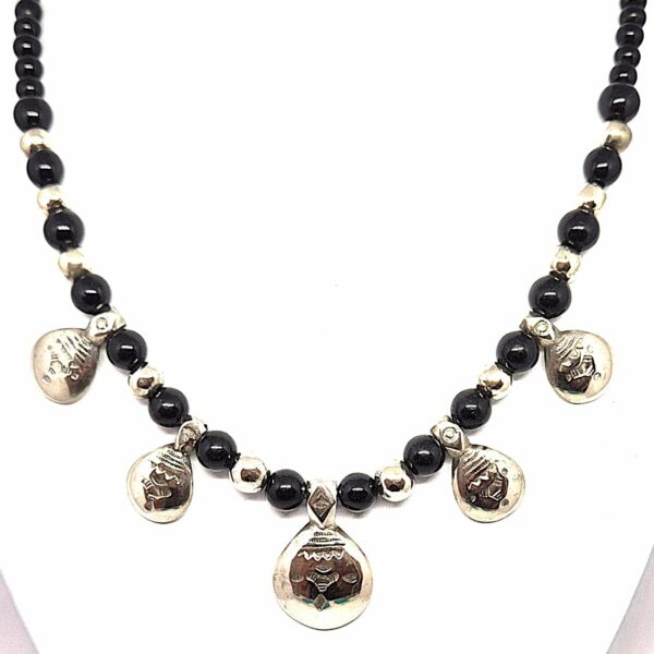 collier court ag onyx